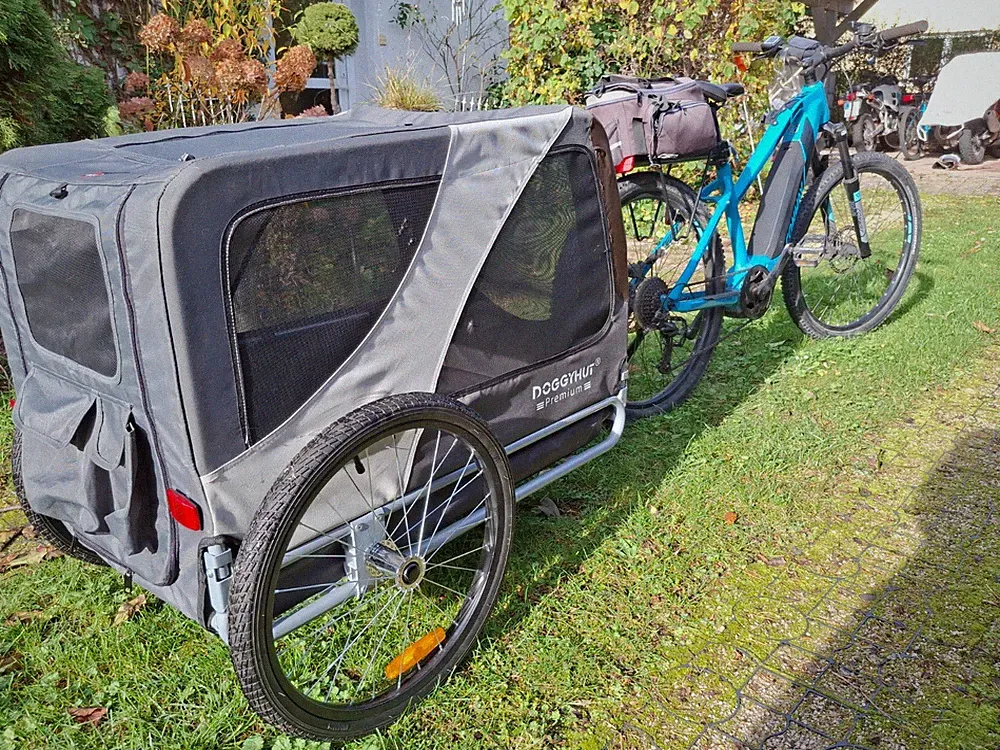 Großer Hundeanhänger für das Fahrrad